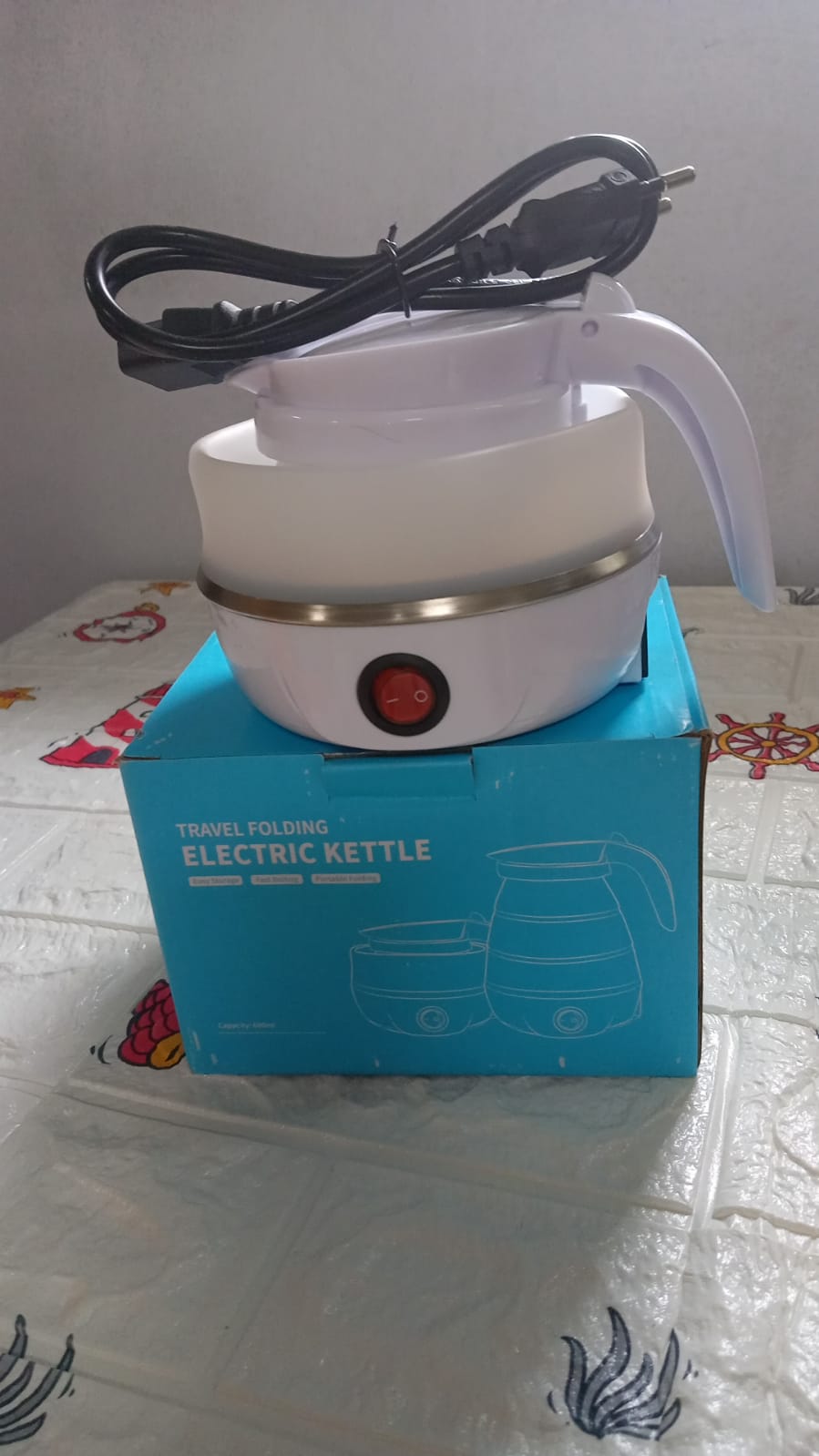 2137 Silicone Foldable Collapsible Electric Water Kettle Camping Boiler