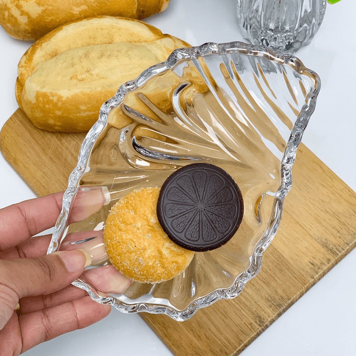 2354 Leaf shaped Glass Serve tray of snacks, Mukhwaas, and ice cream.