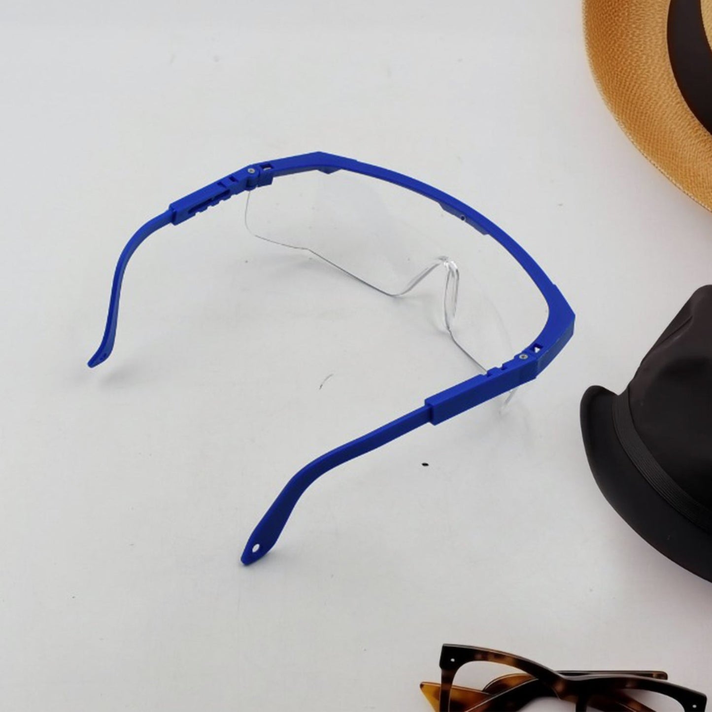 Safety Glasses Dust Wind Proof Eye Glasses UV Protection, Safety Goggles Eyewear Adjustable spray clear shooting eye protection eyewear clear glasses for men women lab goggles over glasses