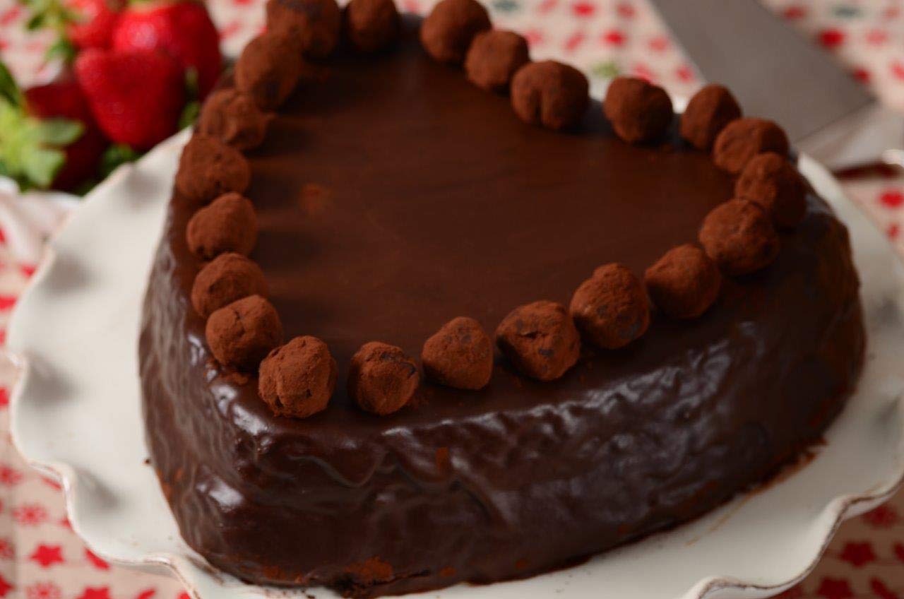 2209 Heart Shape Cake Mould Non Stick Steel 1 kg Cake Baking Tray ( 23cm)