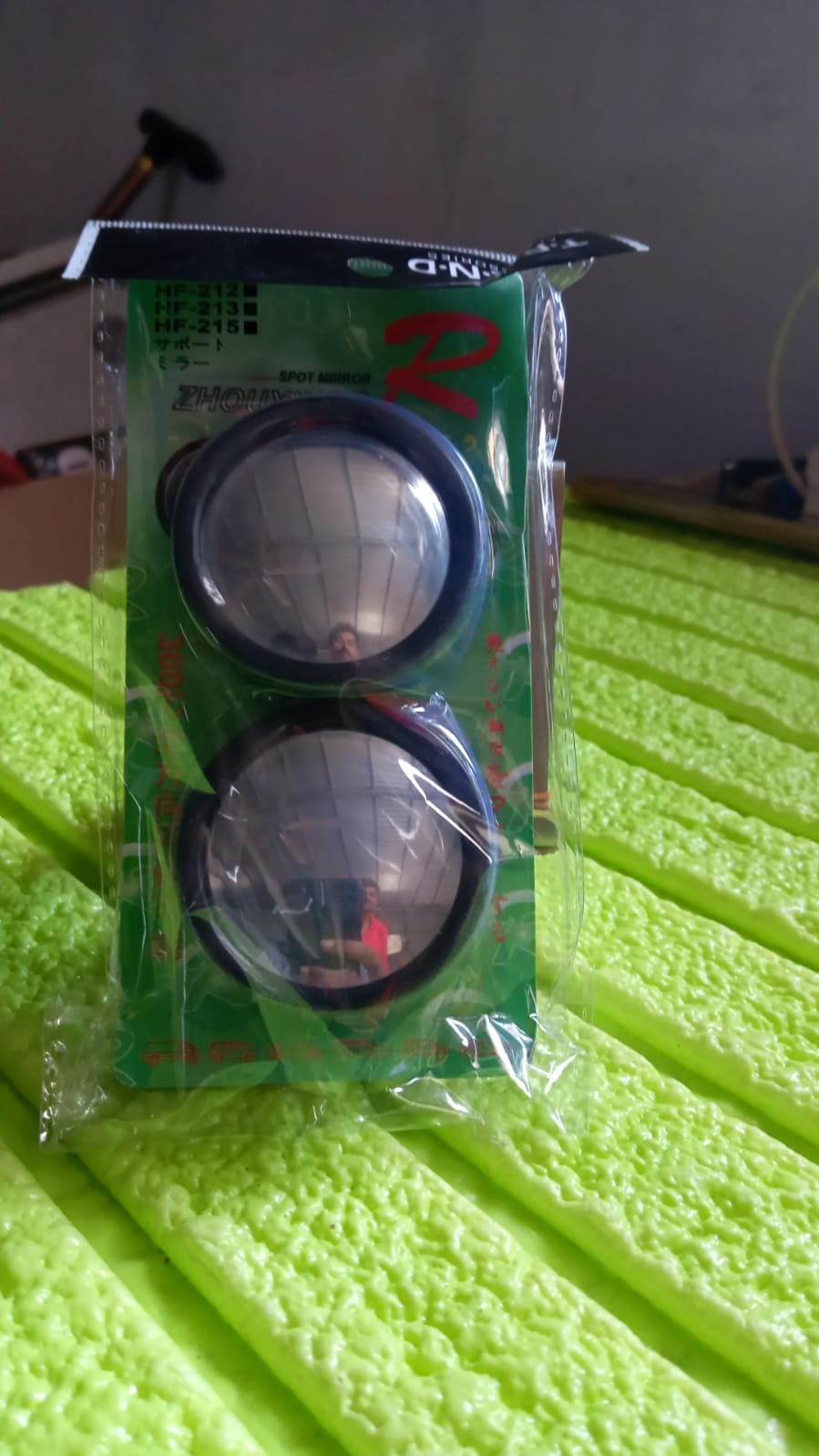 Car Blind Spot Side Mirror Round HD Glass Blindspot Mirror Convex Rear View Mirror, Car Mirror Accessories Suitable to All Cars, Frameless Design (2 Pcs Set)